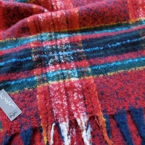 Renee's NYC wrap/scarf, very soft.  70" long by 22" wide